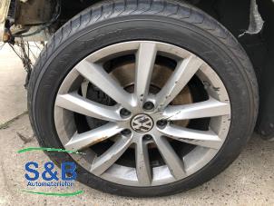 Used Set of wheels + tyres Volkswagen Passat Variant (365) 2.0 TDI 16V 135 Price € 250,00 Margin scheme offered by Schaap & Bron
