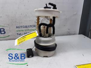 Used Booster pump Mini Mini (R56) 1.6 16V Cooper Price € 50,00 Margin scheme offered by Schaap & Bron