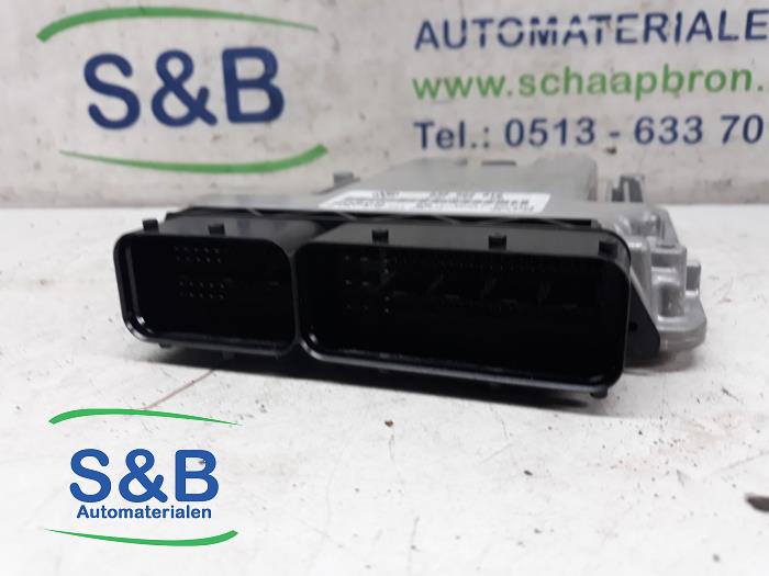Used Engine management computer Volkswagen Transporter T5 1.9 TDi Price € 150,00 Margin scheme offered by Schaap & Bron