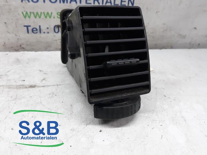Dashboard vent from a Volkswagen Transporter T5 2.5 TDi PF 2008