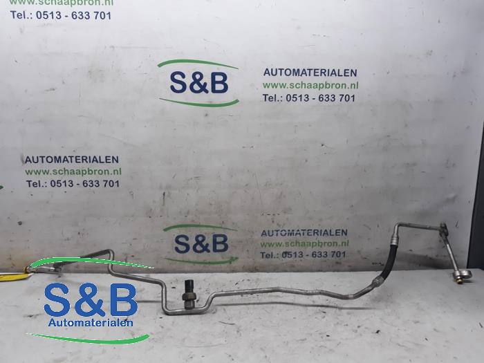 Gebrauchte Klima Leitung BMW 5 serie (E60) 520i 24V Preis € 25,00 Margenregelung angeboten von Schaap & Bron