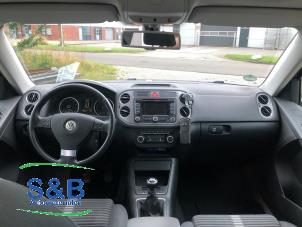 Used Airbag set Volkswagen Tiguan (5N1/2) 1.4 TSI 16V Price € 750,00 Margin scheme offered by Schaap & Bron