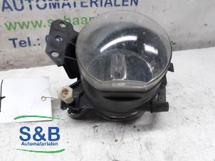 Used Fog light, front right BMW 5 serie (E60) 520i 24V Price € 40,00 Margin scheme offered by Schaap & Bron
