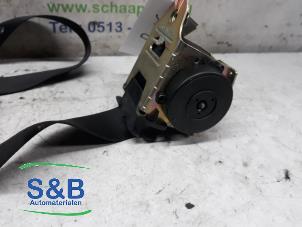 Used Front seatbelt, right BMW 5 serie (E60) 520i 24V Price € 40,00 Margin scheme offered by Schaap & Bron