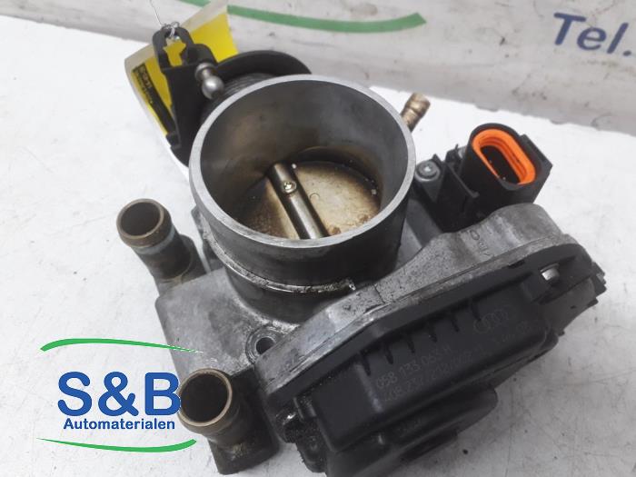 Throttle body Volkswagen Passat 058133063H AHL VDO