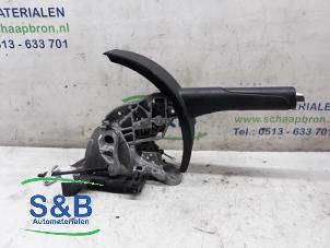Used Parking brake lever Seat Altea (5P1) 2.0 TDI 16V Price € 30,00 Margin scheme offered by Schaap & Bron