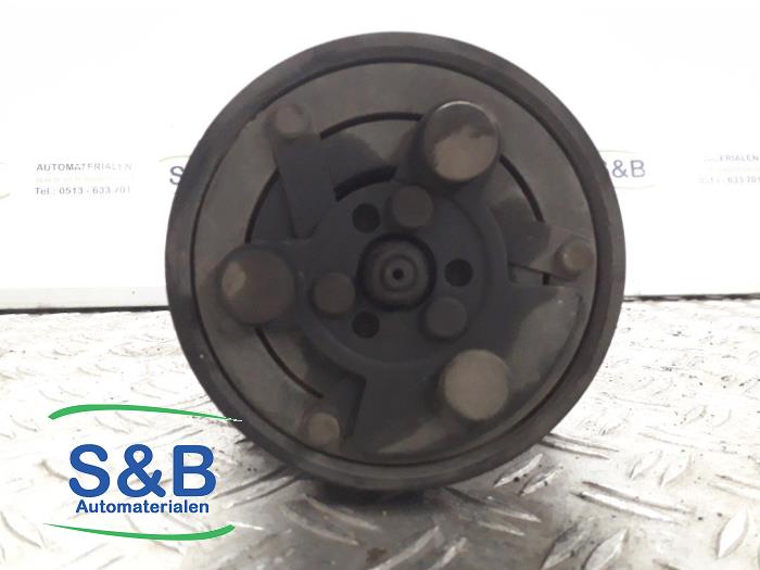 Gebrauchte Klimapumpe Volkswagen Golf IV (1J1) 1.6 Preis € 70,00 Margenregelung angeboten von Schaap & Bron
