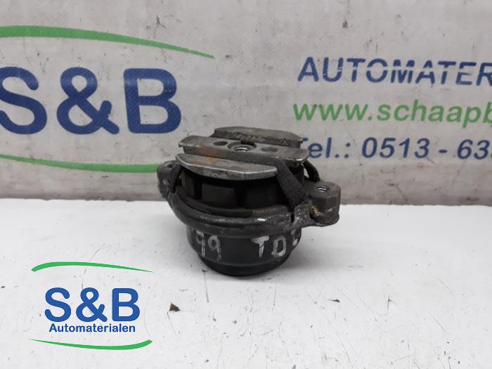 Used Engine mount Audi A6 Avant (C5) 2.5 TDI V6 24V Price € 33,00 Margin scheme offered by Schaap & Bron
