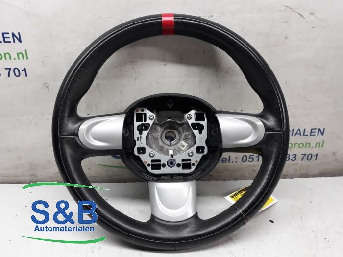 Używane Kierownica Mini Mini (R56) 1.4 16V One Cena € 115,00 Procedura marży oferowane przez Schaap & Bron