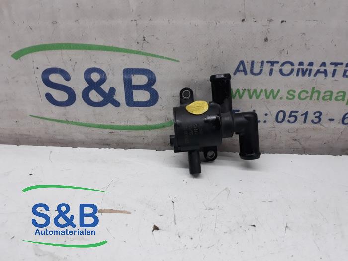 Electric heater valve from a Volkswagen Golf VII (AUA) 1.8 TSI 16V 2015