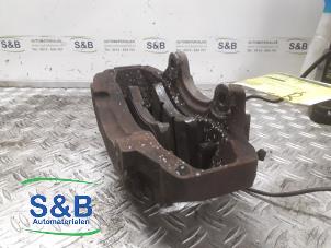 Used Front brake calliper, right Audi Q7 (4LB) 3.0 TDI V6 24V Price € 200,00 Margin scheme offered by Schaap & Bron