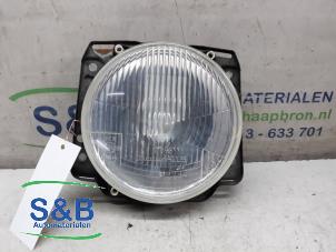 Używane Reflektor prawy Volkswagen Golf II (19E) 1.0 Cena € 15,00 Procedura marży oferowane przez Schaap & Bron