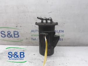 Usagé Boîtier de filtre carburant Volkswagen Caddy Alltrack Combi 1.6 TDI 16V Prix € 40,00 Règlement à la marge proposé par Schaap & Bron