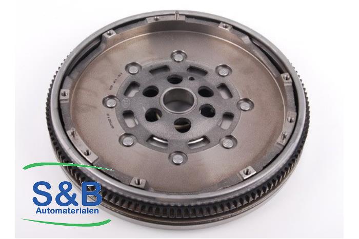 Gebrauchte Doppelte Masse Schwungrad Volkswagen Eos (1F7/F8) 2.0 FSI 16V Preis € 75,00 Margenregelung angeboten von Schaap & Bron