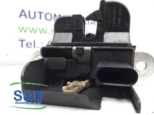 Used Tailgate lock mechanism Seat Leon (5FB) 1.6 TDI Ecomotive 16V Price € 50,00 Margin scheme offered by Schaap & Bron