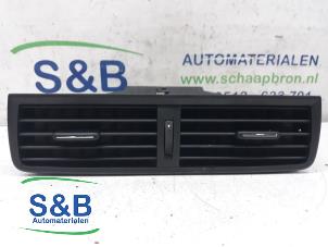 Used Dashboard vent Skoda Fabia III Combi (NJ5) 1.4 TDI 16V 90 Greentech Price € 20,00 Margin scheme offered by Schaap & Bron