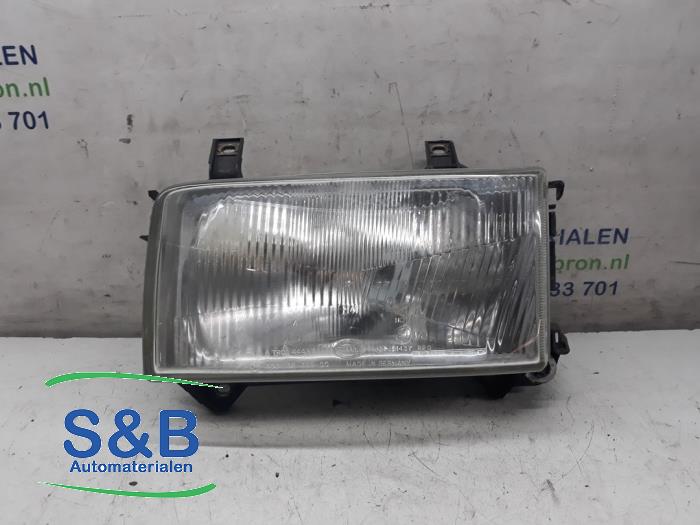 Gebrauchte Scheinwerfer links Volkswagen Transporter T4 2.5 TDI Preis € 43,00 Margenregelung angeboten von Schaap & Bron