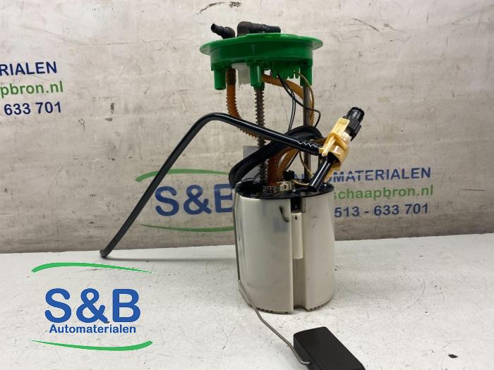 Usagé Pompe à carburant Divers Divers Prix € 125,00 Règlement à la marge proposé par Schaap & Bron