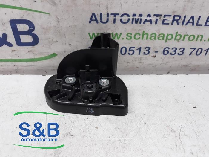 Sliding door lock mechanism, right Volkswagen Transporter T5 2K0843604