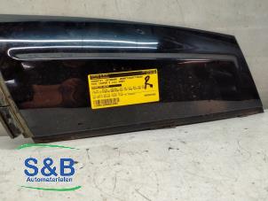 Used C-style sealing cover right Mini Mini (R56) 1.6 16V Cooper S Price € 25,00 Margin scheme offered by Schaap & Bron