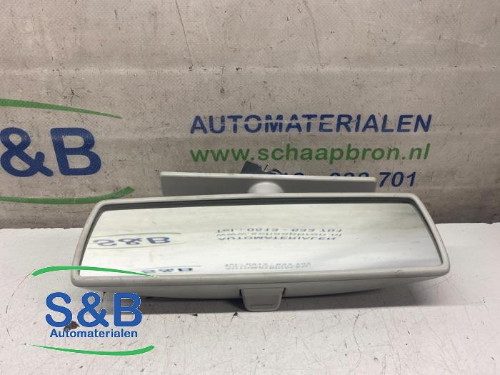 Używane Lusterko wewnetrzne Seat Leon (1P1) 1.2 TSI Cena € 25,00 Procedura marży oferowane przez Schaap & Bron