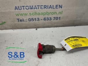 Used Door lock cylinder, right Volkswagen Lupo (6X1) 1.2 TDI 3L Price € 35,00 Margin scheme offered by Schaap & Bron