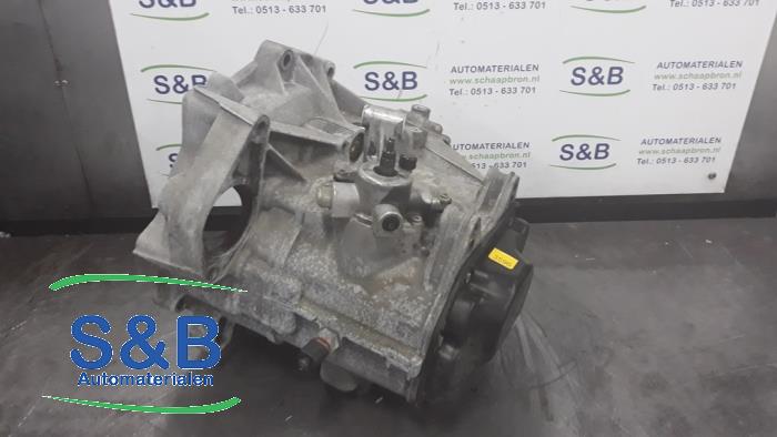 Getriebe van een Volkswagen Fox (5Z) 1.4 16V 2007