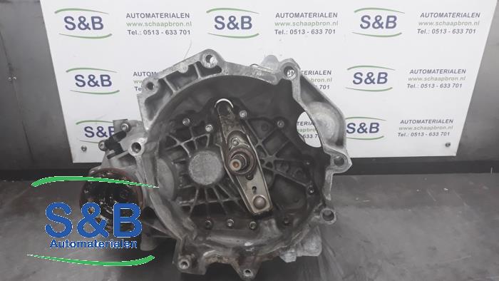 Used Gearbox Volkswagen Fox (5Z) 1.4 16V Price € 300,00 Margin scheme offered by Schaap & Bron