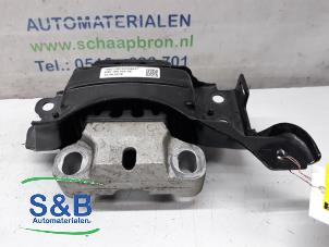 Usagé Support boîte de vitesse Volkswagen Polo VI (AW1) 1.0 TSI 12V Prix € 20,00 Règlement à la marge proposé par Schaap & Bron
