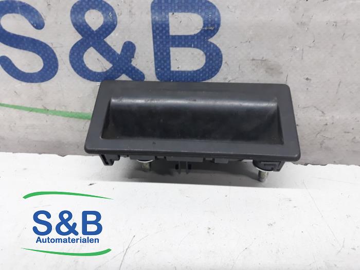 Tailgate exterior handle