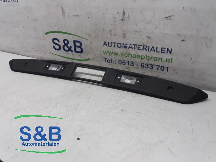 Gebrauchte Abdeckplatte sonstige Volkswagen Tiguan (5N1/2) 1.4 TSI 16V 4Motion Preis € 20,00 Margenregelung angeboten von Schaap & Bron