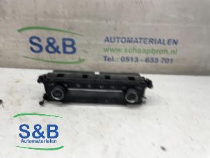 Usados Panel Climatronic Volkswagen Polo VI (AW1) 1.0 12V BlueMotion Technology Precio € 138,00 Norma de margen ofrecido por Schaap & Bron