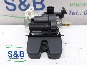 Used Tailgate lock mechanism Volkswagen T-Roc 1.5 TSI Evo BMT 16V Price € 35,00 Margin scheme offered by Schaap & Bron