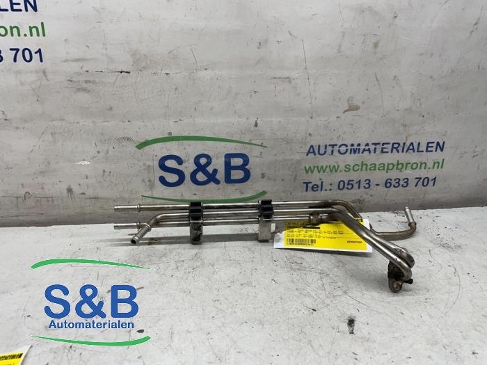 Begagnade Vattenrör Volkswagen Golf VI (5K1) 1.2 TSI BlueMotion Pris € 25,00 Marginaltabell erbjuds av Schaap & Bron