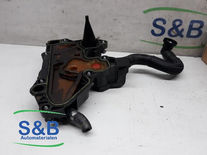 Usagé Ventilation carter Volkswagen Polo V (6R) 1.8 GTI 16V Prix € 30,00 Règlement à la marge proposé par Schaap & Bron