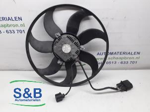 Used Cooling fans Volkswagen Passat (362) 1.6 TDI 16V Bluemotion Price € 35,00 Margin scheme offered by Schaap & Bron