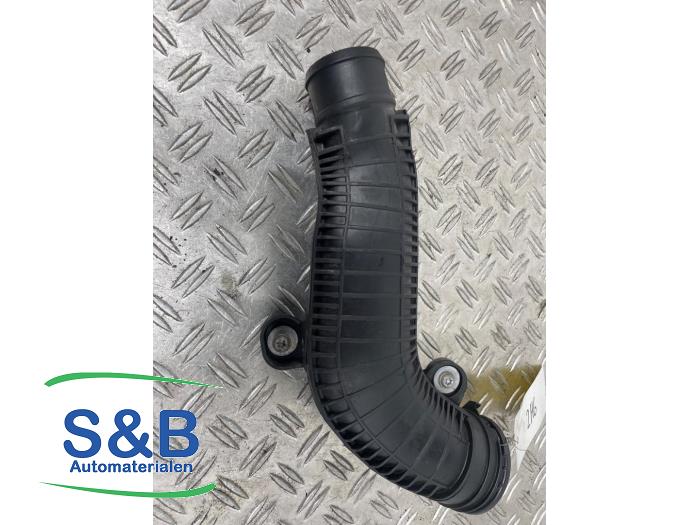 Intercooler Rohr van een Volkswagen Beetle (16AB) 2.0 GSR 16V 2014