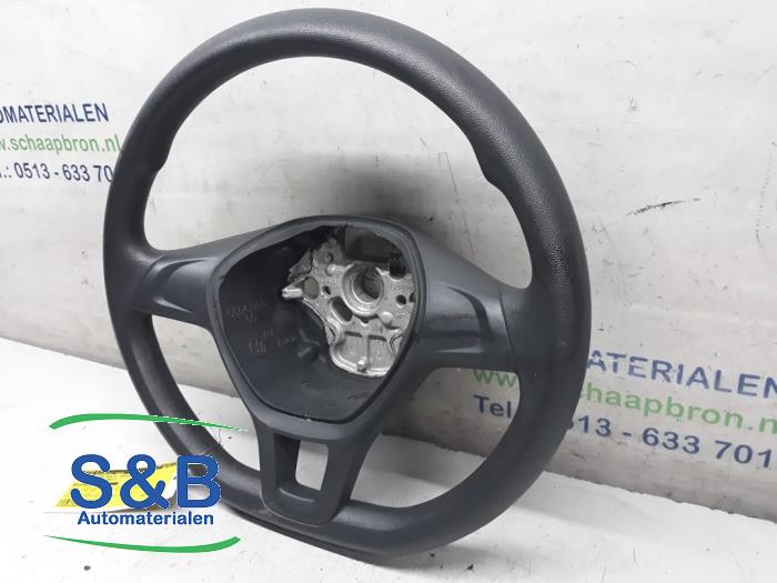 Steering wheel from a Volkswagen Up! (121) 1.0 12V 60 2017