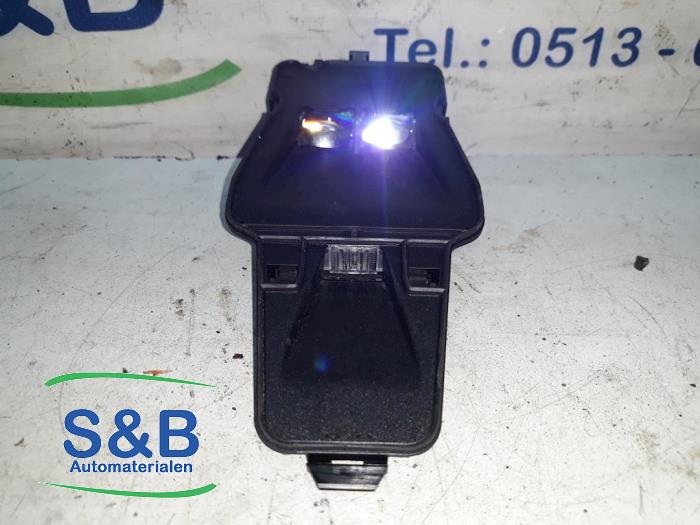 Gebrauchte Bremsassistent Sensor Volkswagen Up! (121) 1.0 12V 60 Preis € 30,00 Margenregelung angeboten von Schaap & Bron