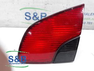Gebrauchte Rücklicht rechts Peugeot 406 Break (8E/F) 1.8 16V Preis € 30,00 Margenregelung angeboten von Schaap & Bron