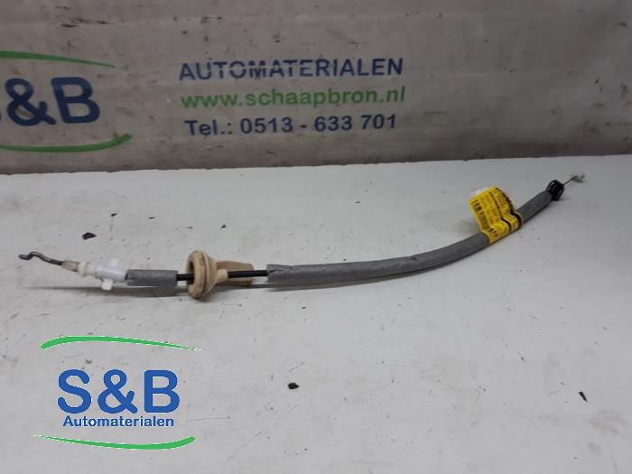 Używane Kabel (rózne) Volkswagen Passat Variant (3G5) 1.6 TDI 16V Cena € 10,00 Procedura marży oferowane przez Schaap & Bron