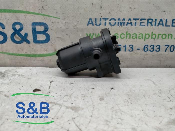 Usagé Filtre à carburant Volkswagen Up! (121) 1.0 12V 60 Prix € 25,00 Règlement à la marge proposé par Schaap & Bron