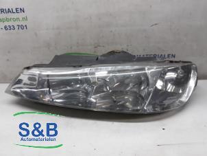 Used Headlight, left Peugeot 406 Break (8E/F) 1.8 16V Price € 35,00 Margin scheme offered by Schaap & Bron