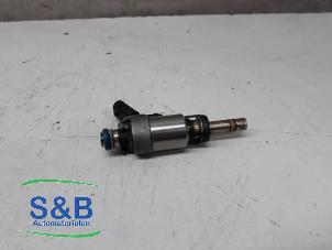 Used Injector (petrol injection) Audi A3 Sportback (8VA/8VF) Price € 40,00 Margin scheme offered by Schaap & Bron
