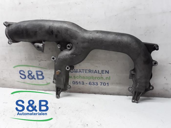 Usagé Tube intercooler Audi A4 (B8) Prix € 50,00 Règlement à la marge proposé par Schaap & Bron