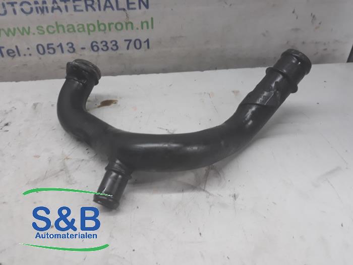 Begagnade Vattenrör Audi A4 (B8) Pris € 20,00 Marginaltabell erbjuds av Schaap & Bron