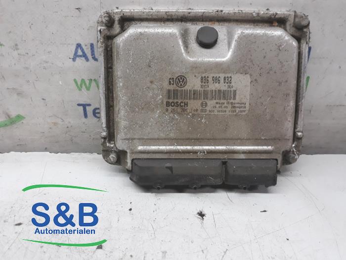 Used Engine management computer Volkswagen Golf IV (1J1) 1.4 16V Price € 100,00 Margin scheme offered by Schaap & Bron