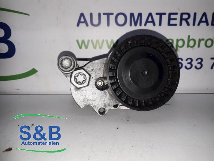 Usados Tensor correa múltiple Volkswagen Polo V (6R) 1.2 TSI 16V BlueMotion Technology Precio € 20,00 Norma de margen ofrecido por Schaap & Bron