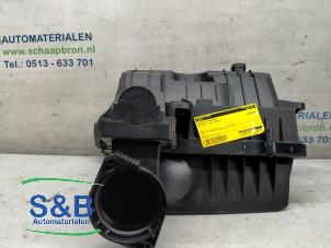 Usados Cuerpo de filtro de aire Volkswagen Golf VII (AUA) 1.6 TDI BlueMotion 16V Precio € 50,00 Norma de margen ofrecido por Schaap & Bron
