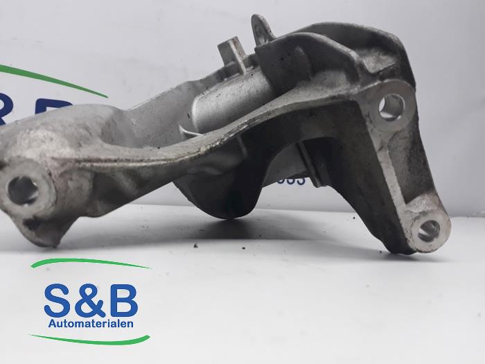 Usagé Support moteur Volkswagen Transporter T6 2.0 TDI DRF Prix € 30,00 Règlement à la marge proposé par Schaap & Bron